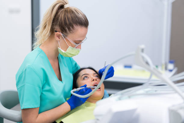 Best Emergency Tooth Extraction in Savannah, MO